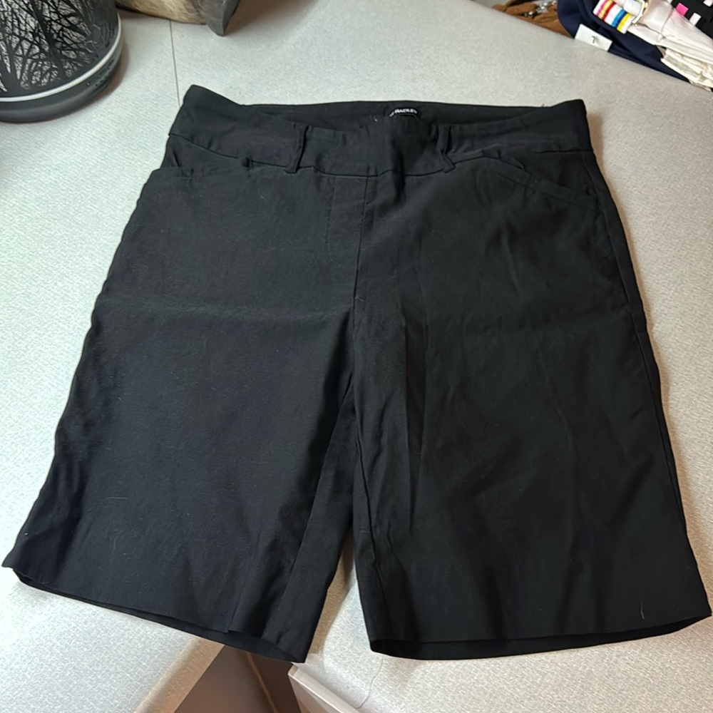 Hilary Radley shorts, M